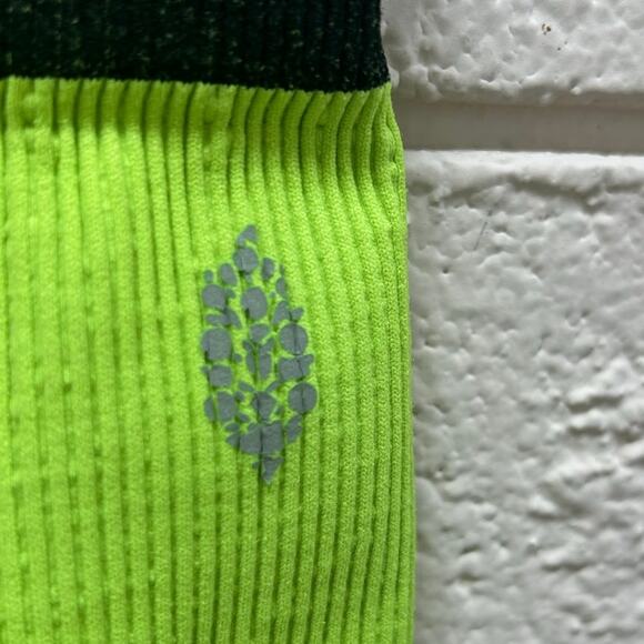 Free People Movement Seamless Neon Green Shorts size XS/S - Picture 4 of 8